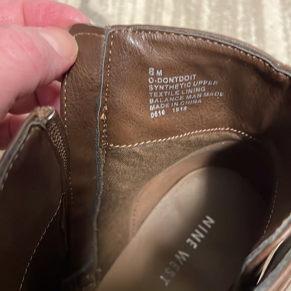 Nine West booties with block heel - Picture 5 of 5